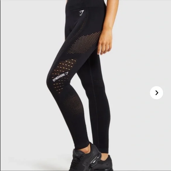 Gymshark Black Flawless Knit size M - Picture 2 of 3